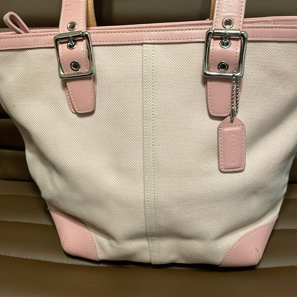 Coach canvas purse #L043-1841 with coach tag - Picture 2 of 8